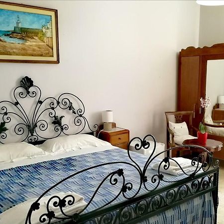 B&B Faro Bianco Otranto Bagian luar foto