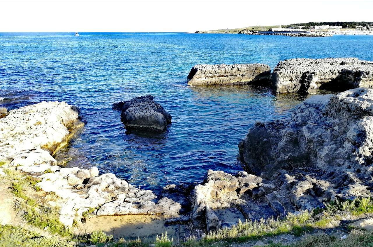 B&B Faro Bianco Otranto Bagian luar foto