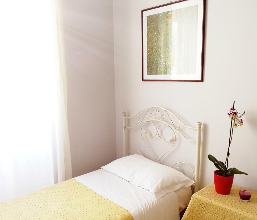 B&B Faro Bianco Otranto Bagian luar foto